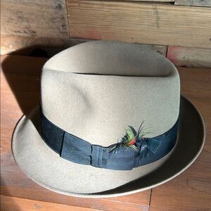 Vintage 1960s fedora, Cornhill Camel, Dobbs, 7 3/8 GUC